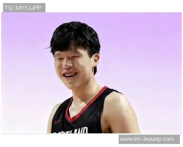 解读：杨瀚森遭遇困境球队战术限制中锋发挥大根状态堪忧需调整